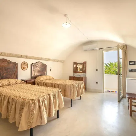 Turris Vila Alliste